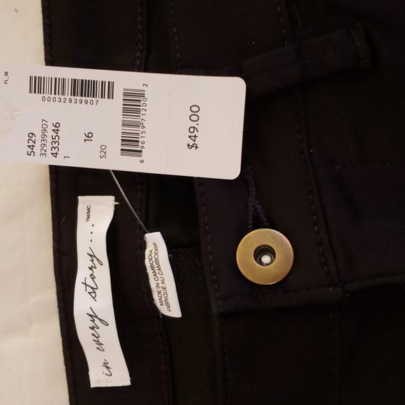 Nwt Black Crops - Picture 4 of 4